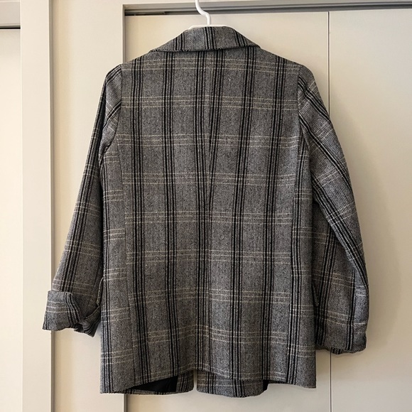 Women’s grey checkered blazer - Picture 2 of 6